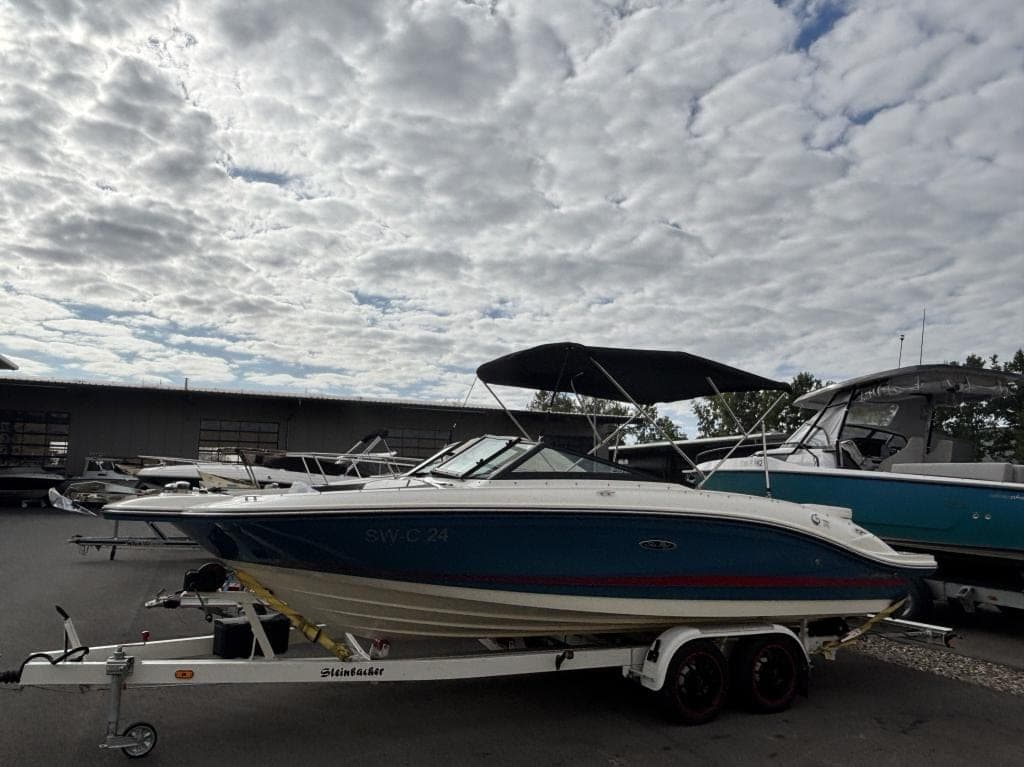 Sea Ray 210 SPXE - Kommission